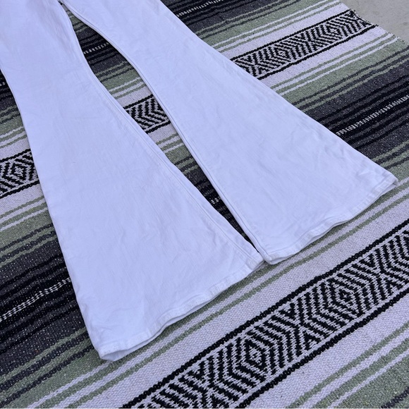 Hudson jeans holly high rise bell bottom flare white jeans - Picture 11 of 14